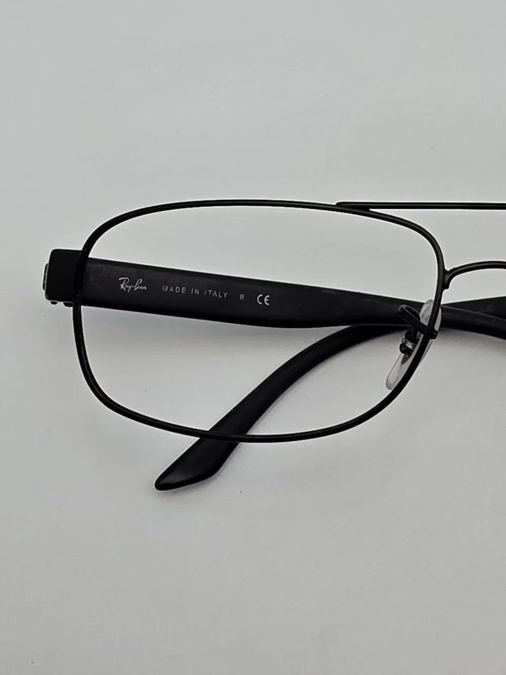 Ray-Ban this listing